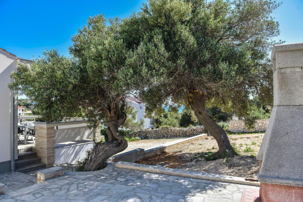 Moderner Bungalow mit Meerblick Lun  Eksteriør billede
